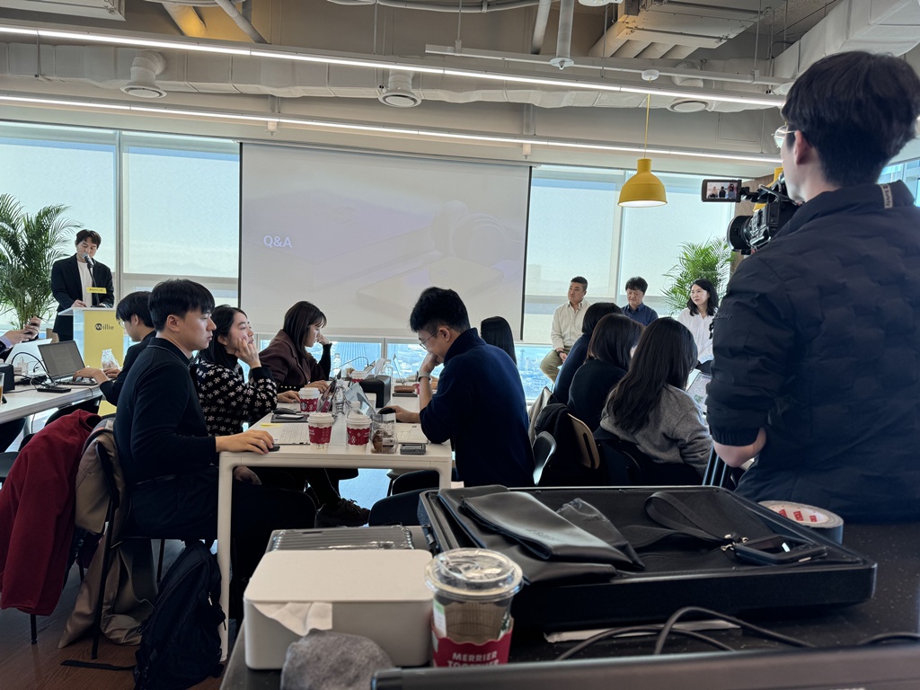 밀리의서재 본사 라이브 스트리밍